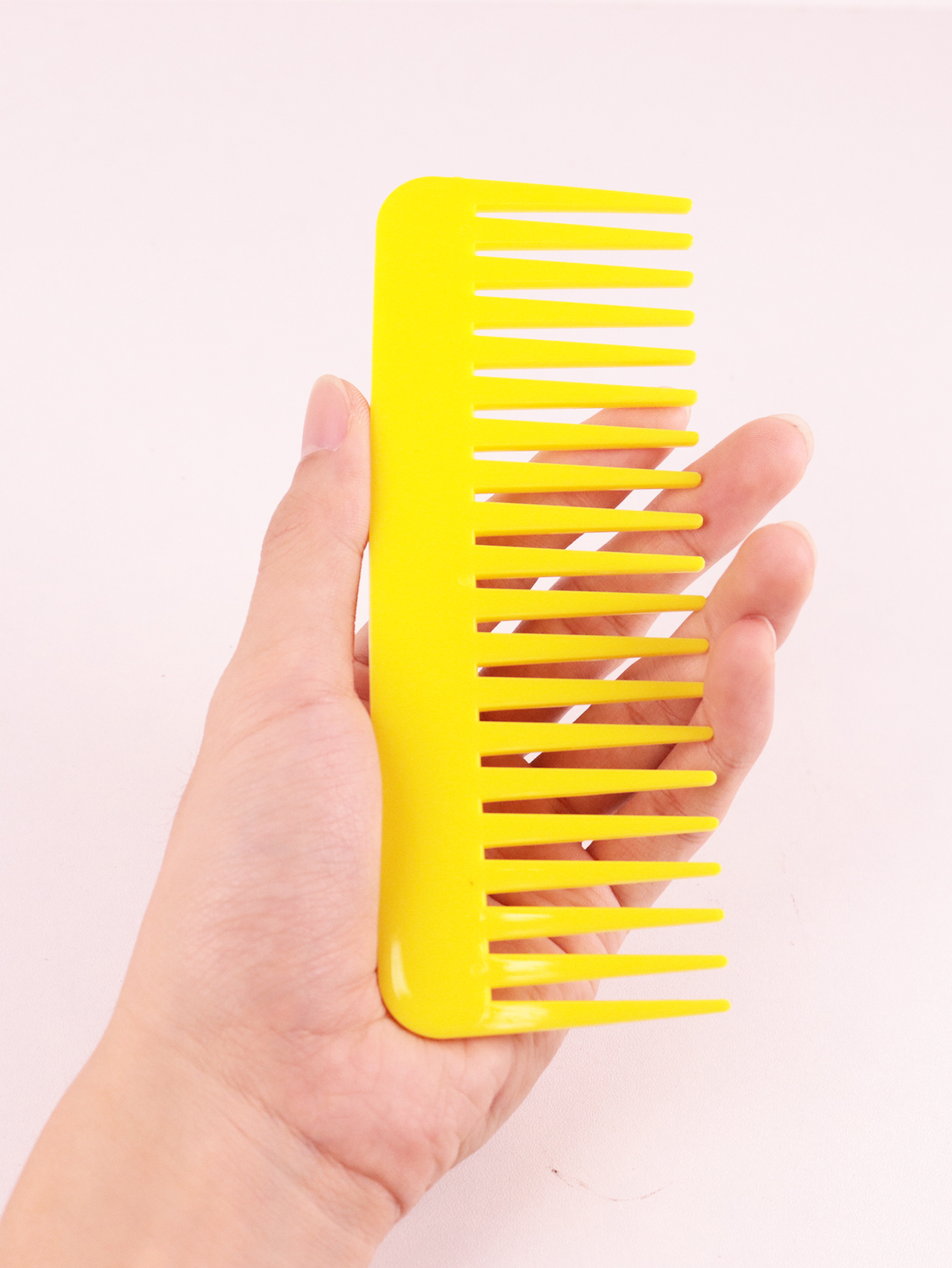 1 thick plastic heat-resistant - Detangling Wide Comb recensione e prezzo