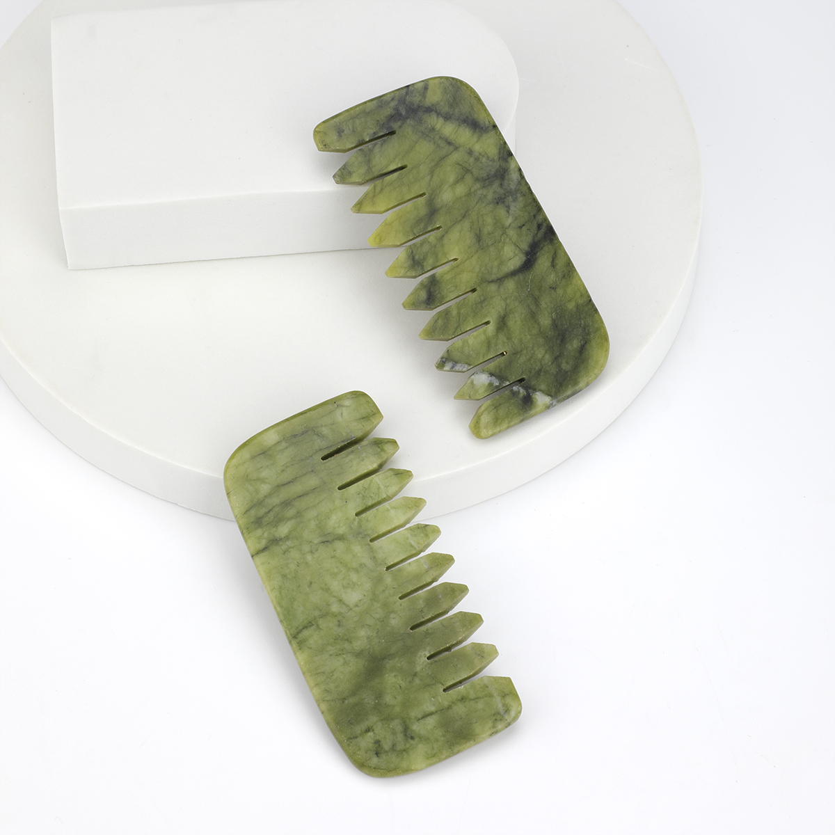 1pc Natural Jade Massage Comb  - Detangling Wide Comb recensione e prezzo